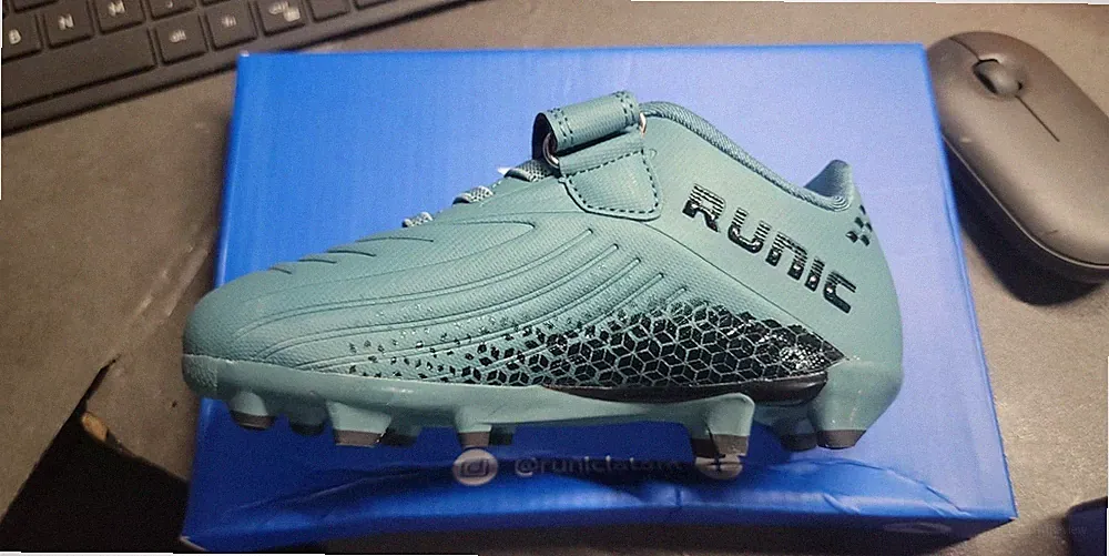 RUNIC Kids Soccer Cleats Teal Blue Size 9 US Hook Loop Strap Firm Ground