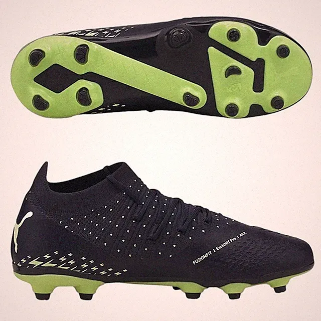 SALE - Puma Future Z 3.4 Firm Ground/Artificial Ground Cleats - Sz 3.5 Youth