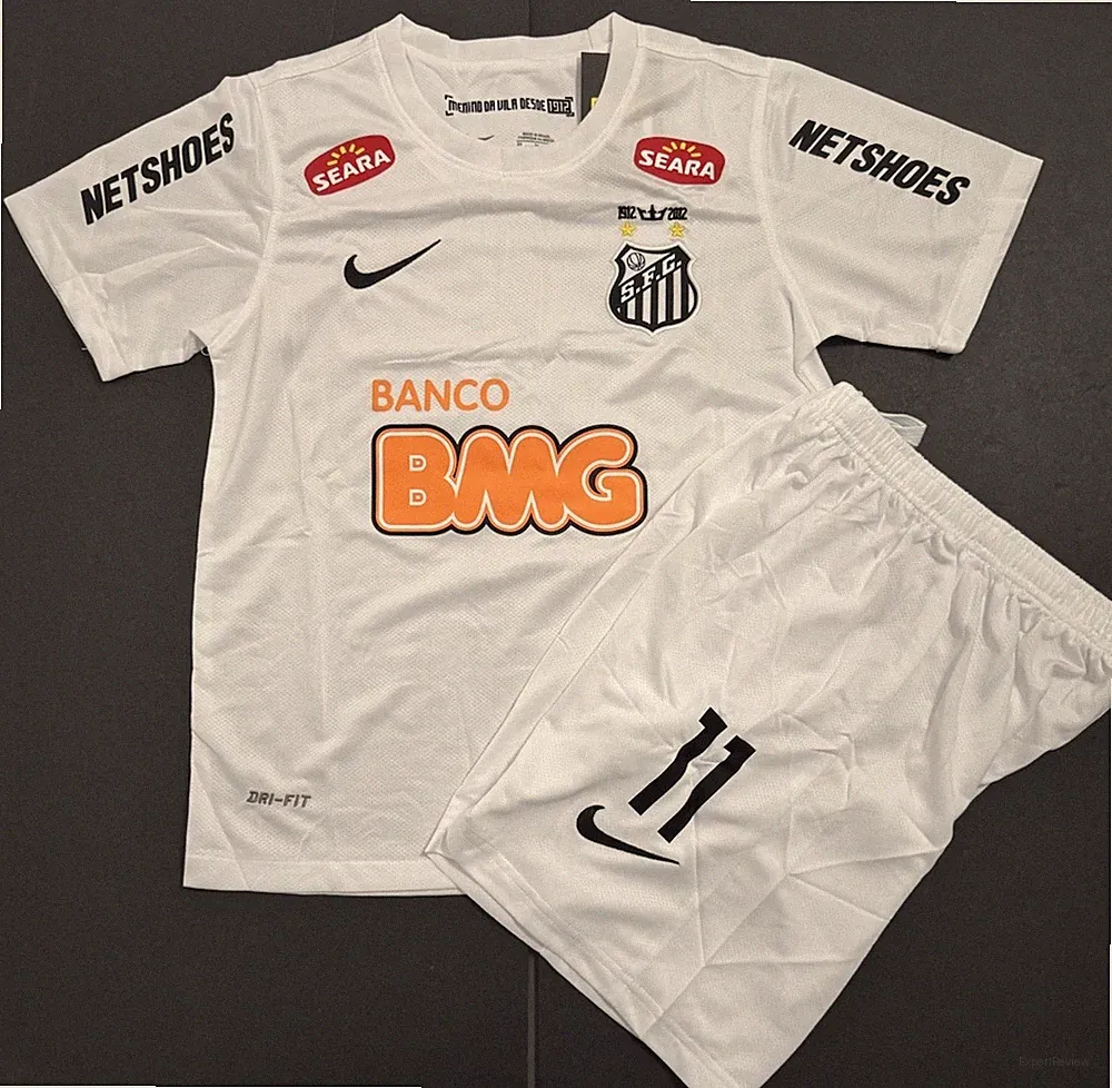 Santos 2013 Youth Soccer Jersey - Neymar Jr Size 24 For Kids 7-8 Years Old