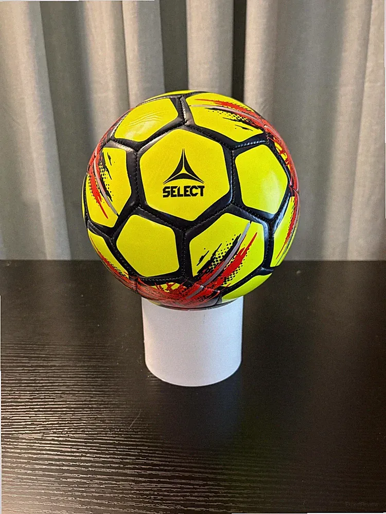 Select Classic Soccer Ball Size 3 (yellow)