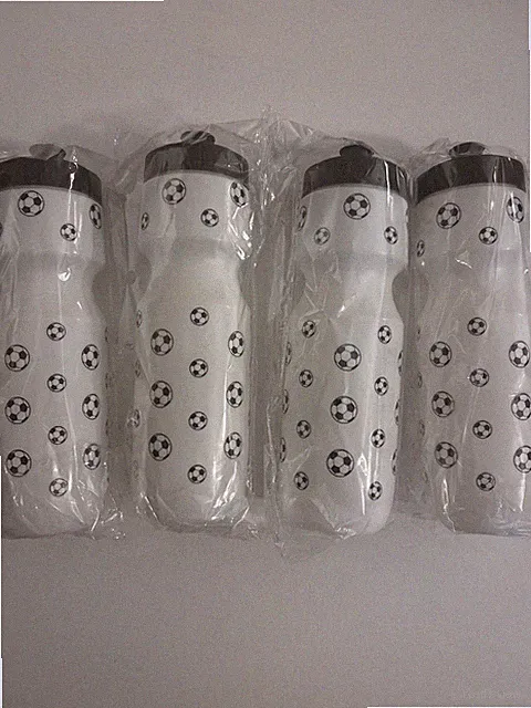 Set Of 4 - 24oz Talltalk Soccer Party Favors Plastic Water Bottle - New!