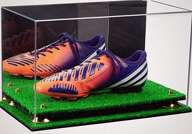 Shoe Display Case for Soccer Cleat w/ Mirror, Gold Risers & Turf Base (A013-GR)