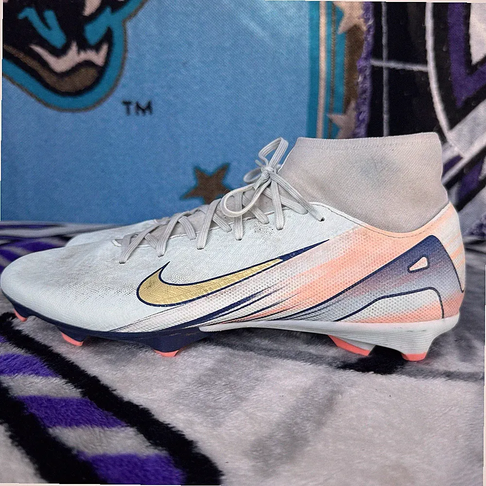 Size 10.5 - Nike Men's Zoom Superfly Academy MercurialDream Speed Soccer Cleats