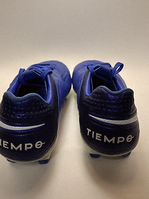 Size 10.5 Nike Tiempo Legend 8 Pro FG Soccer Cleats Hyper Royal White Blue Mens
