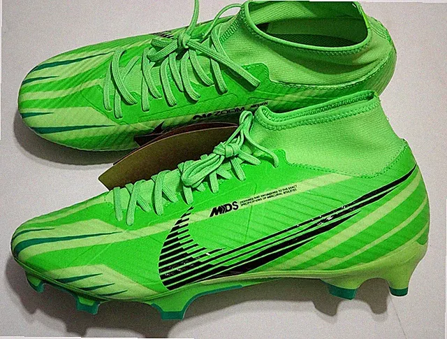 Size 10.5 Nike Zoom Superfly 9 FG/MG CR7 Dream Speed Soccer Cleat FJ7190-300