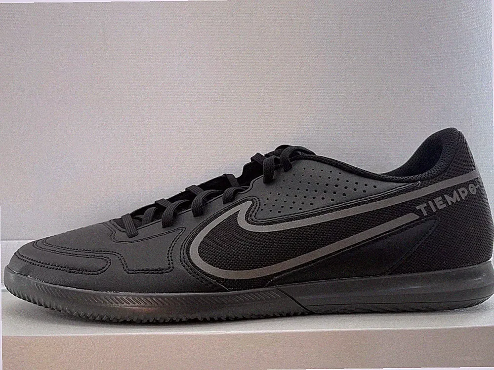 Size 11.5 - Men's indoor Soccer Cleats, Nike Tiempo Legend 9 Club IC Shadow Pack