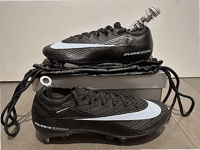 Size 11 - Nike Zoom Mercurial Vapor 16 Elite SG-PRO Soccer Cleats FQ8688-001