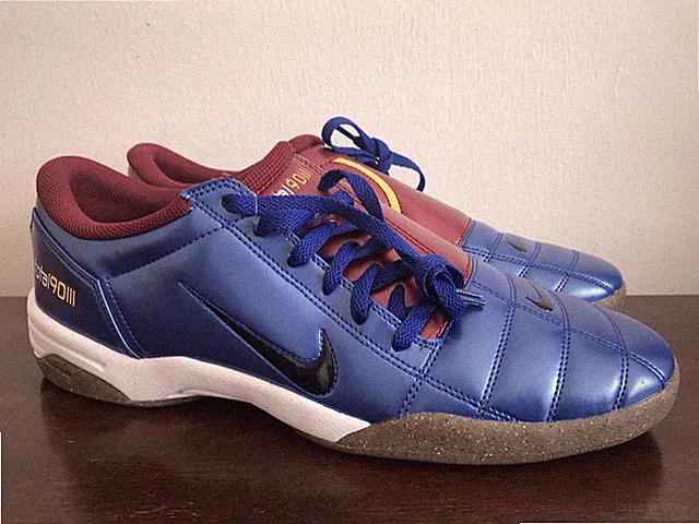 Size 13 Mens Nike Total 90 III 3 Barcelona Soccer Sneakers Blue Red HQ2851-401