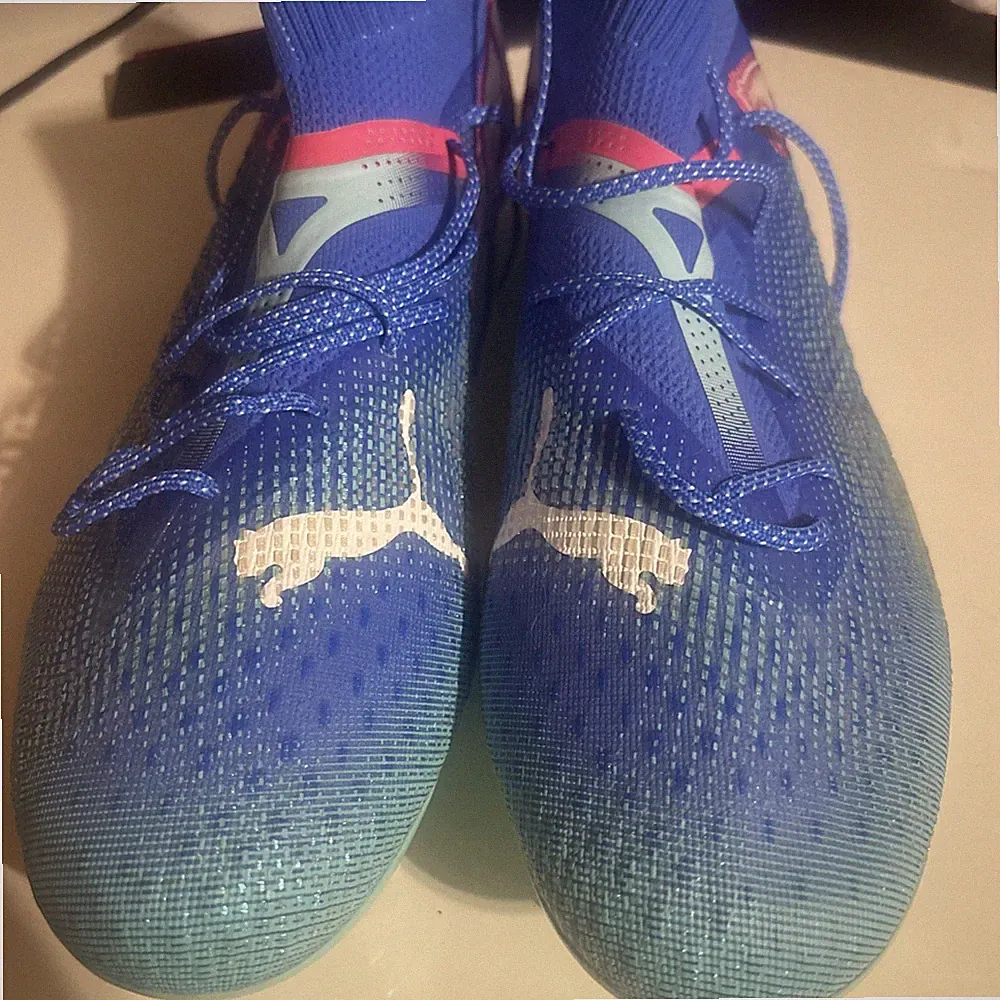 Size 13- Puma Future 7 Ultimate SG Soft Ground Soccer Cleats - (107918-01)