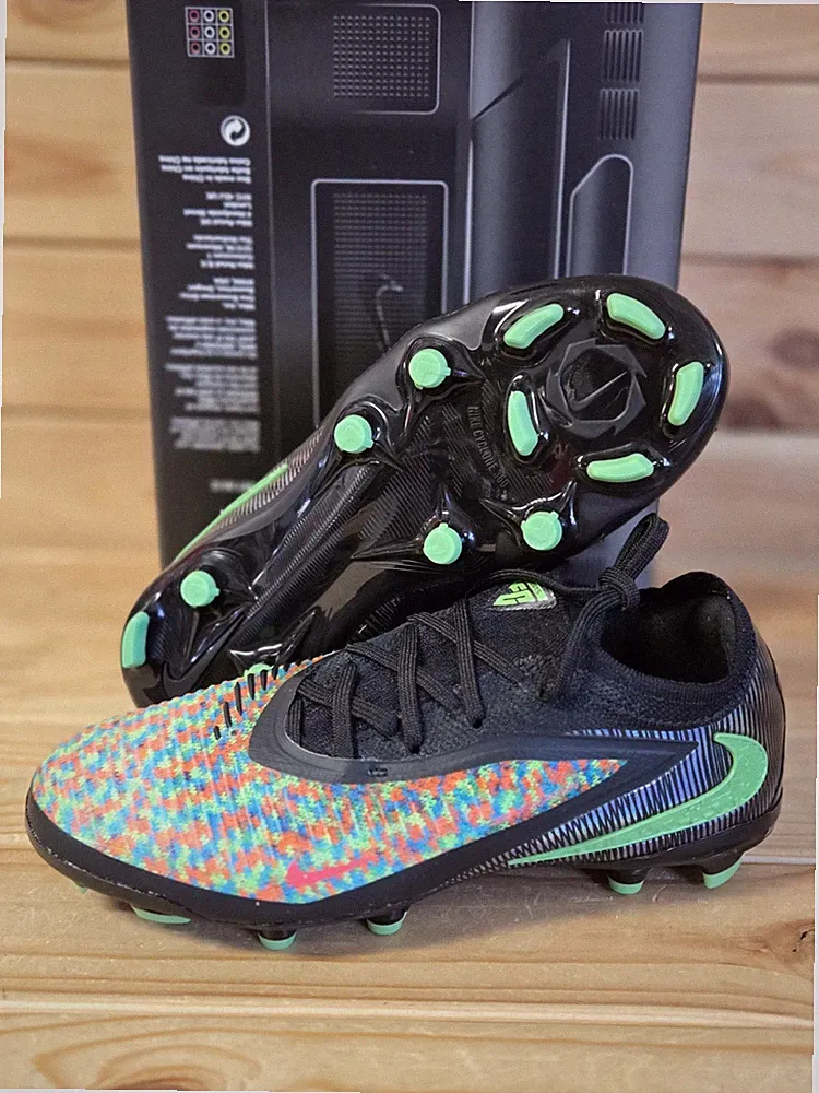 Size 1Y - Nike JR Phantom 6 Low PRO FG/MG SE Boy's Soccer Cleats IH1775-900