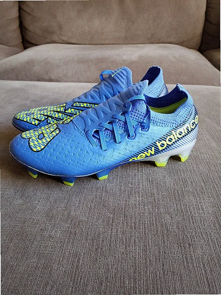 Size 4.5 - New Balance Youth Soccer Cleats Furon V7 Pro Fg - EXCELLENT...