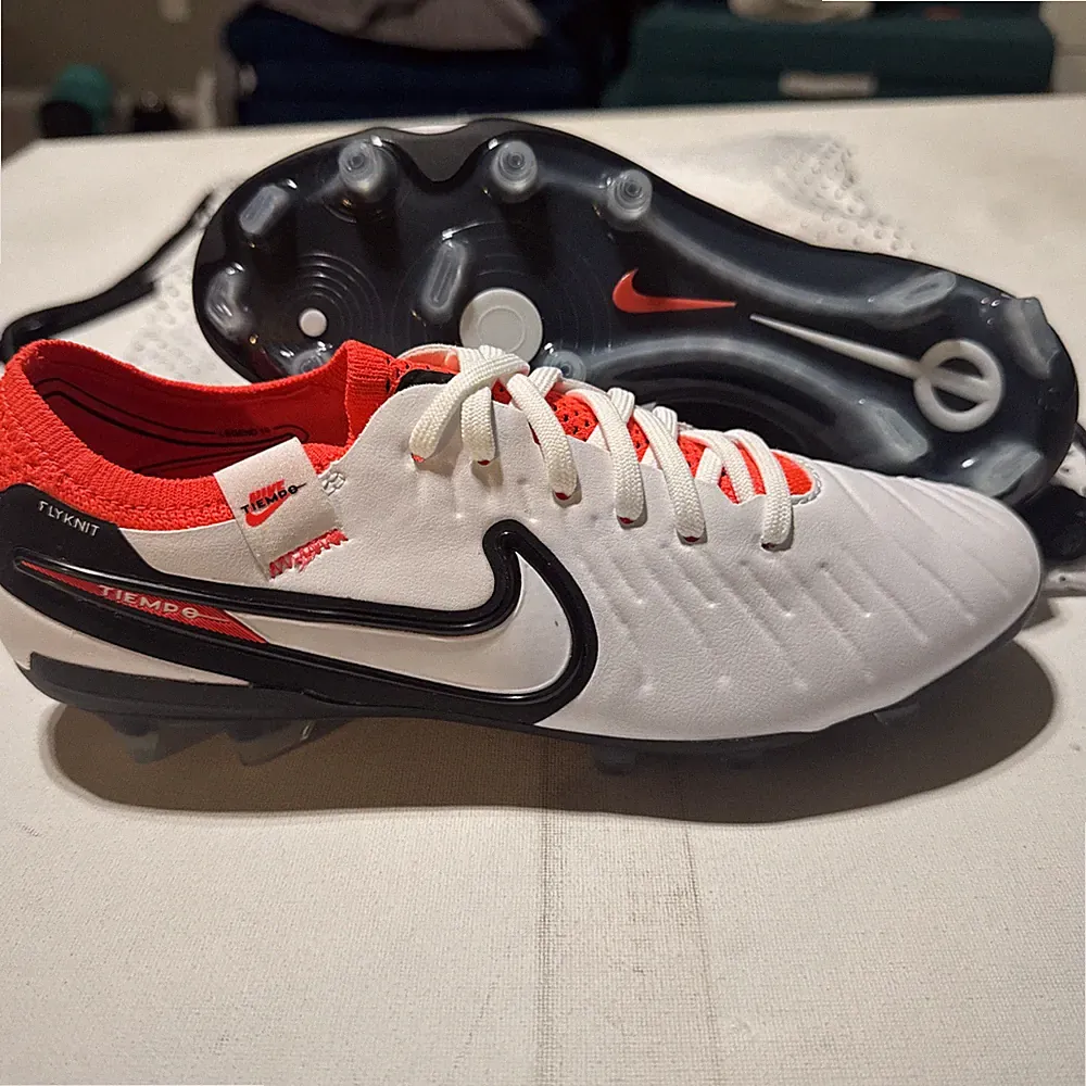 Size 4.5 - Nike Tiempo Legend 10 Elite FG Ready Pack Soccer Cleats White Infared