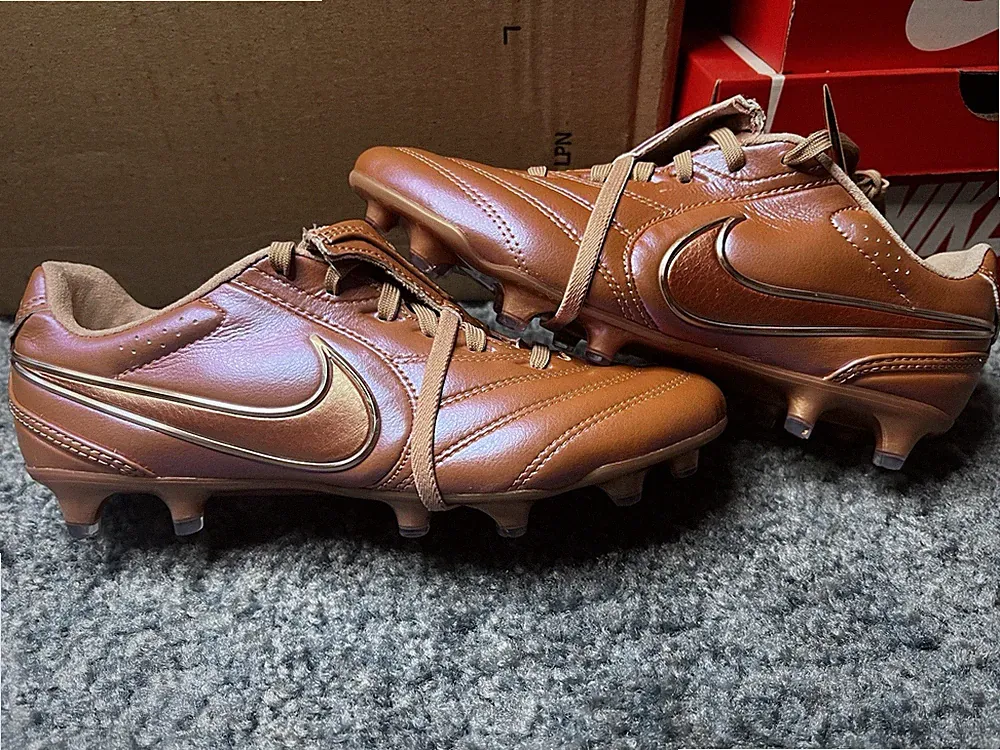 Size 5 - Nike Tiempo Ligera Pro LE Firm Ground Low Top Soccer Cleats IO9607-960