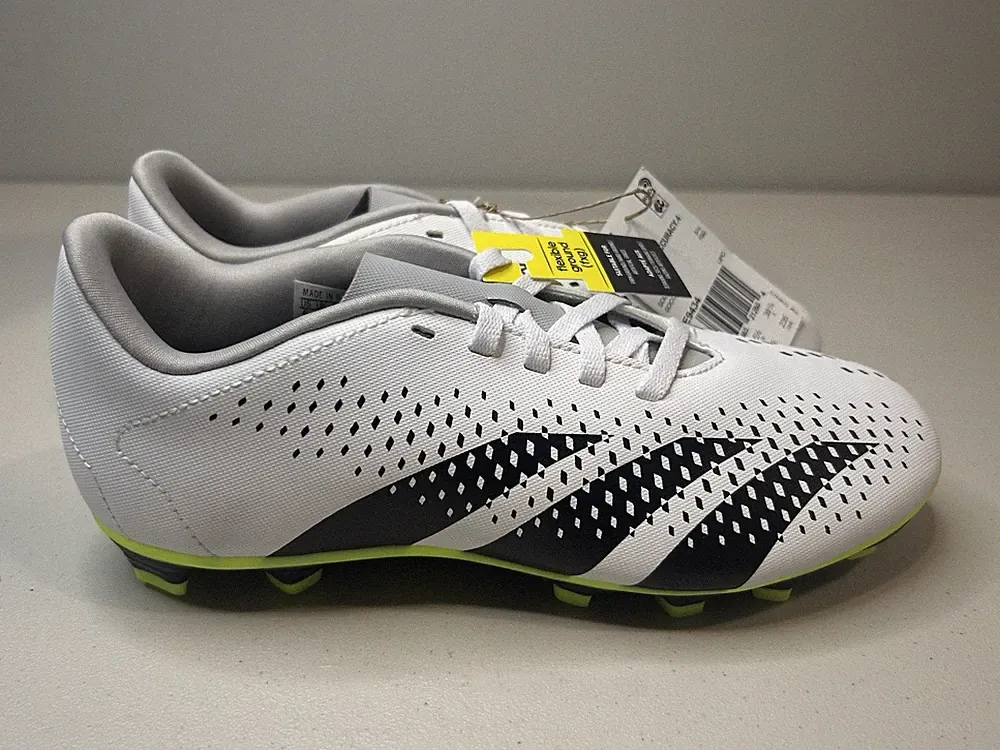Size 6 Men’s 7.5 Women’s Adidas Predator Soccer Cleats ACCURACY.4 Fxg IE9434