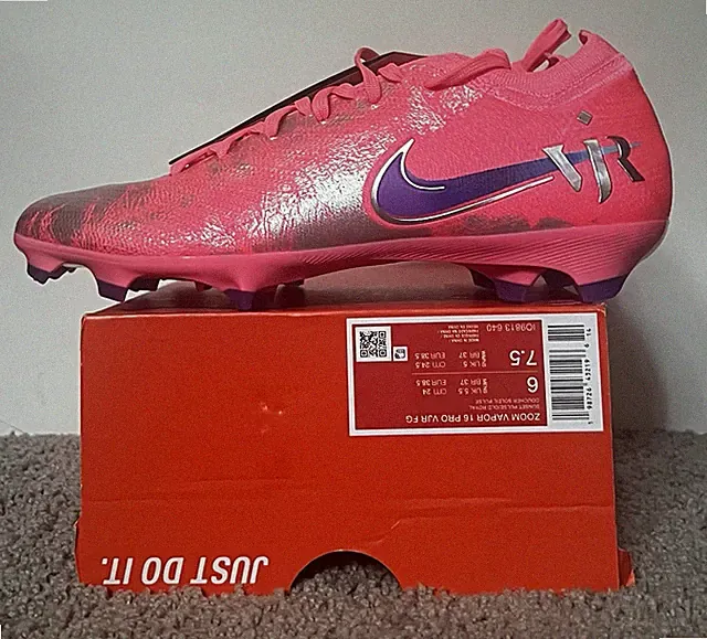 Size 6M/7.5W- Nike Mercurial Vapor 16 Pro “Vini Jr”IO9813-640