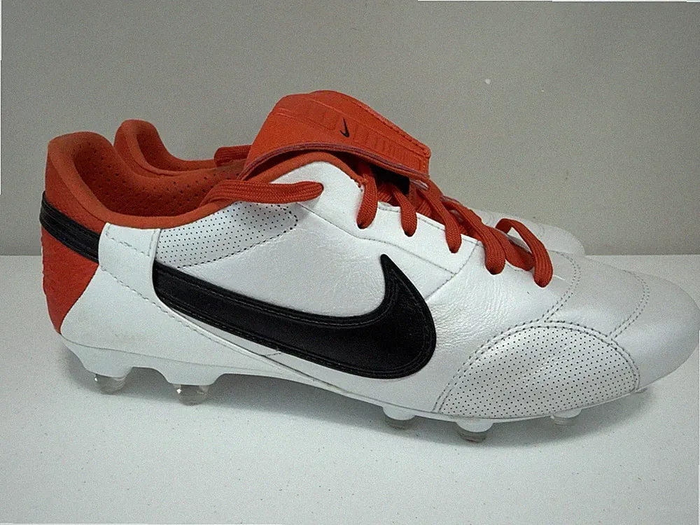 Size 11 Mens NIKE PREMIER III FG WHITE/ORANGE/BLACK SOCCER CLEATS HM0265-800