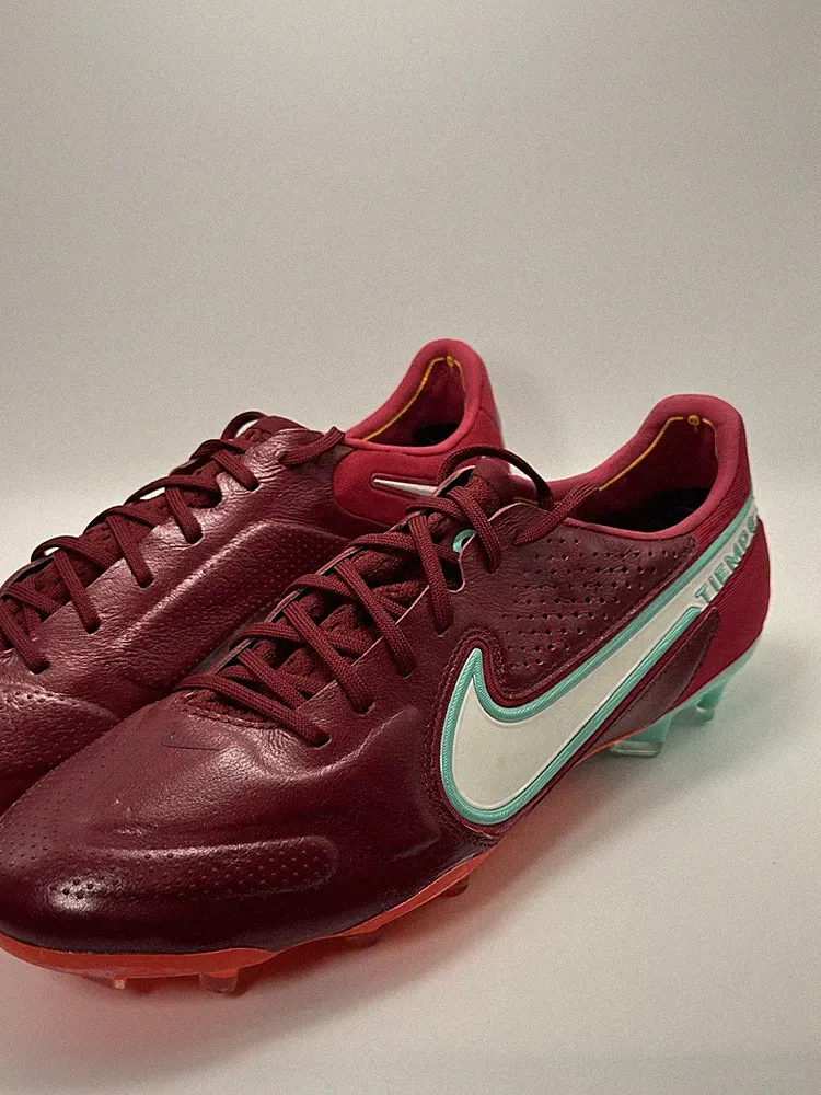 Size 7.5 Nike Tiempo Legend 9 Elite FG Soccer Cleats CZ8482-616 Hibiscus New