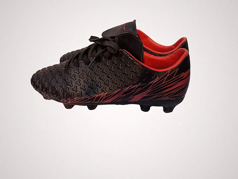Size 7 Boys Soccer Cleats