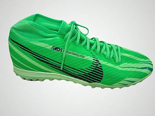 Size 9.5 Men’s Nike Academy Mercurial Dream Speed TF Soccer Cleats FJ7199-300