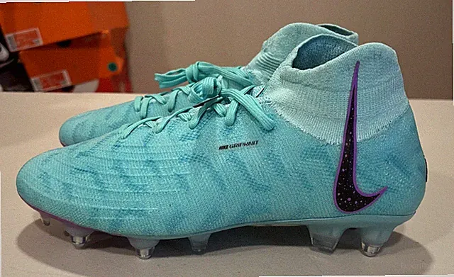 Size 9 Women's- Nike Phantom Luna Elite SG PRO AC Soccer Cleats FN8450-300