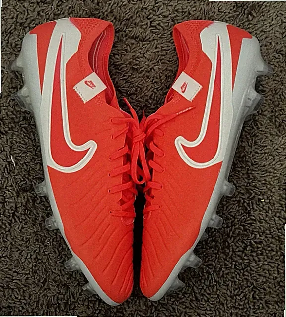 Size 9M- Nike Tiempo Legend 10 Elite FG Soccer Cleats Hot Lava NBY DV4328-800