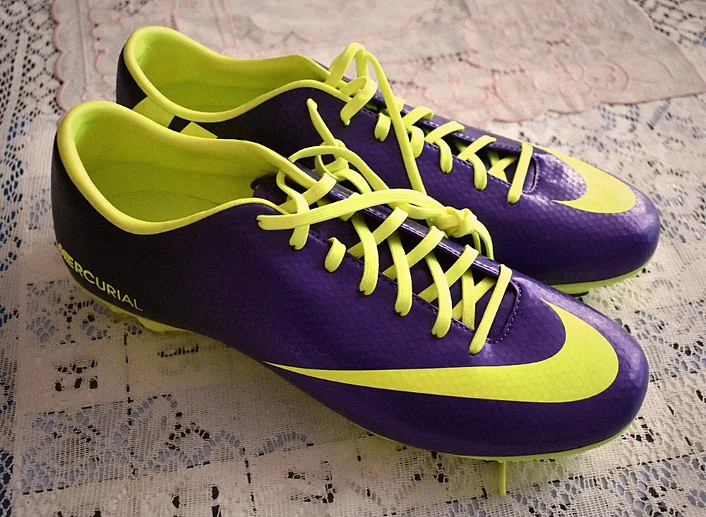 Size US 9 Nike Mercurial Victory IV FG 555613 570 Men's Soccer Cleats