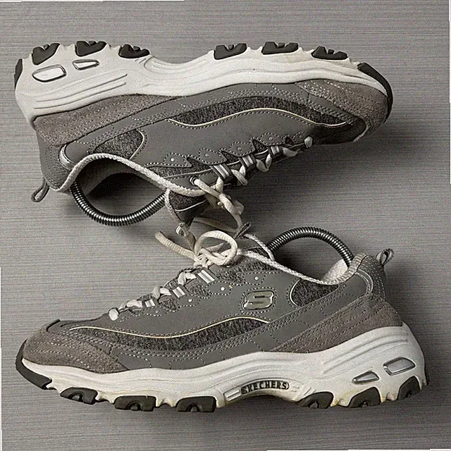 Skechers D Lites Women’s Size 9.5 Gray Running Shoes Walking Sneakers 11936