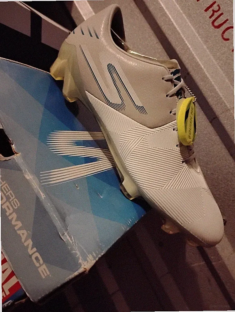 Skechers GOFG Reflex Men's Soccer Cleats Size 11.5M