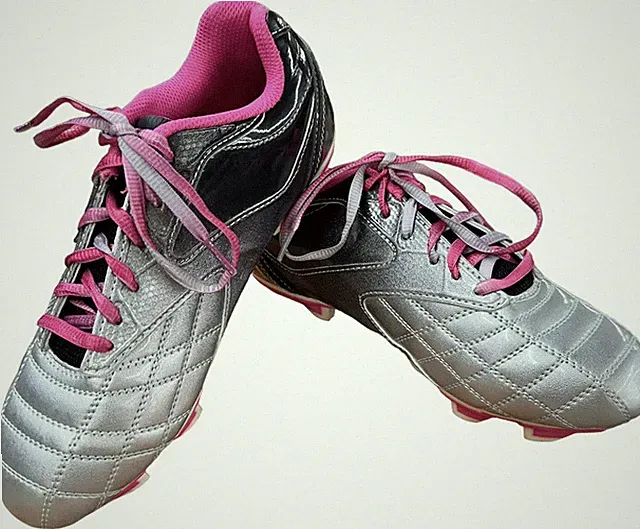 SKECHERS Kids' Sporty Shorty-Teamsterz Soccer Cleats Size 6