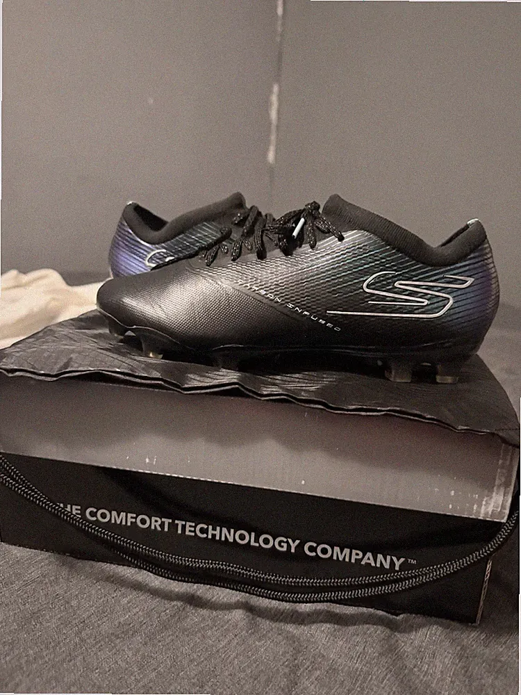 Skechers Men's Soccer Cleats Razor FG