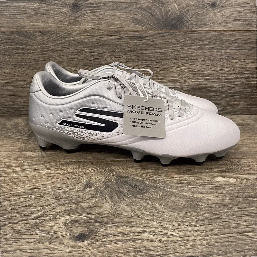 Skechers Razor Soccer Cleats Mens 9 Womens 10.5 White Silver SKX FTBL 252015