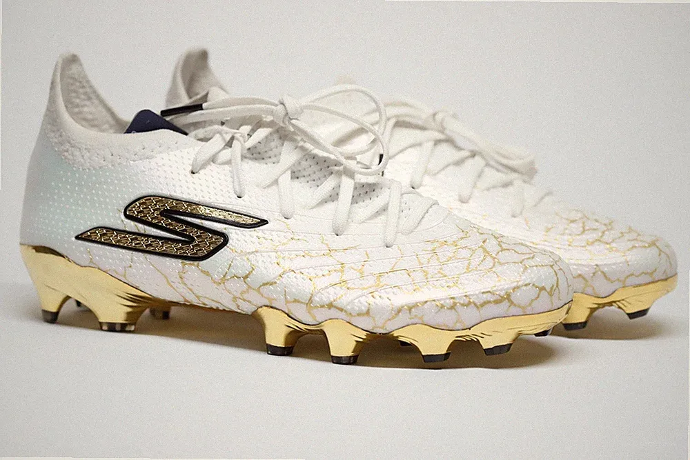 Skechers SKX 01 Elite FG Soccer Cleats White Gold SN252021 $225 KID'S Size 5.5