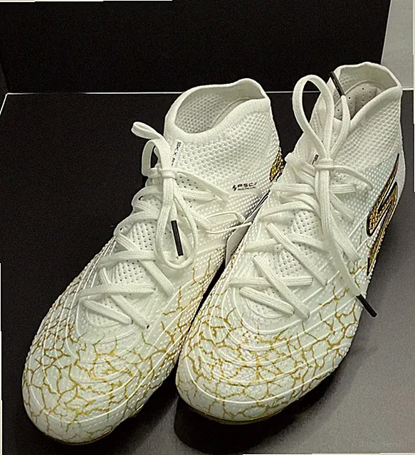 SKECHERS SKX 1.5 Elite FG Cleats “ Electrum Pack”. US Mens/Kids 4.5/Women’s 6
