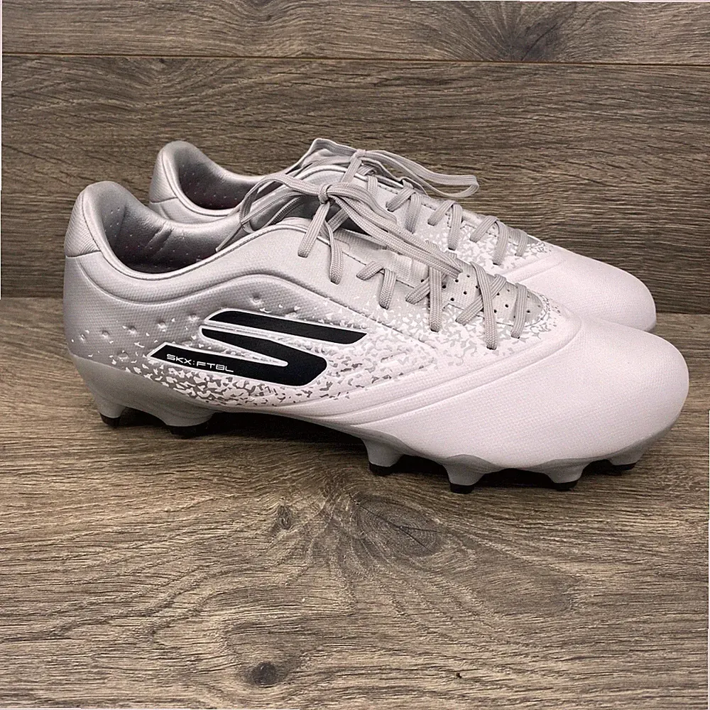 Skechers SKX_FTBL Razor Soccer Cleats Mens 11 White Silver Firm Ground 252015