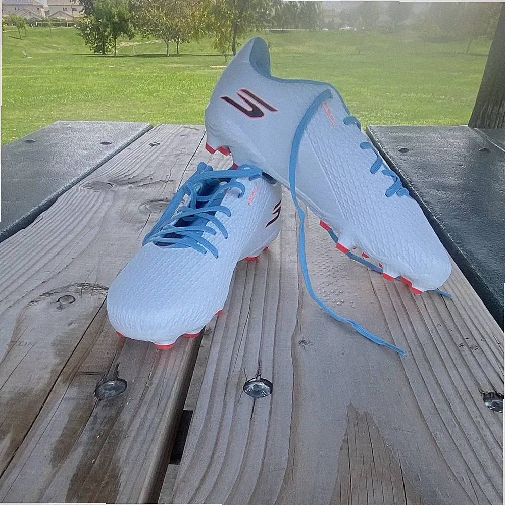 SKECHERS Youth Soccer Cleats White Blue Orange Studs US Size 5.5