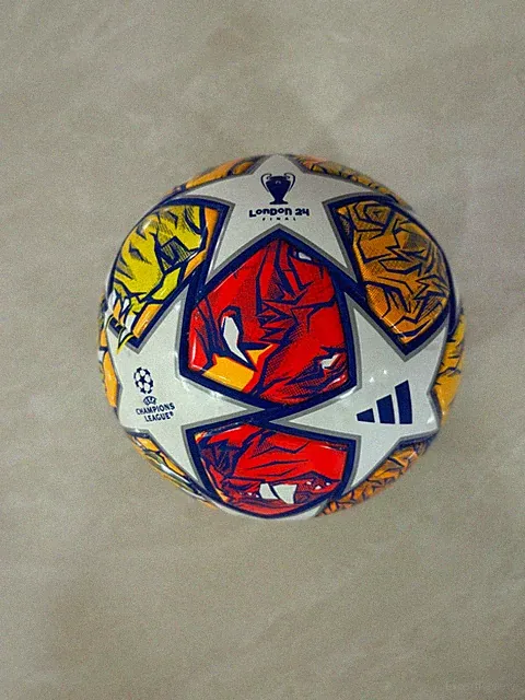 SOCCER BALL-ADIDAS-SIZE 1-UEFA CHAMPIONS LEAGUE-LONDON 24 FINAL-NEW