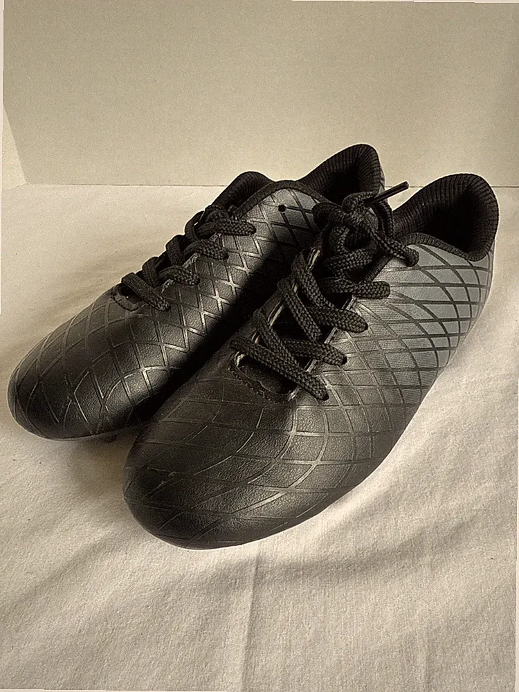Soccer Cleat For Kid Size 3 In Awesome Shape!