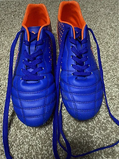 Soccer Cleats – Blue/Orange – Kids Size 7 – Lightweight & Durable