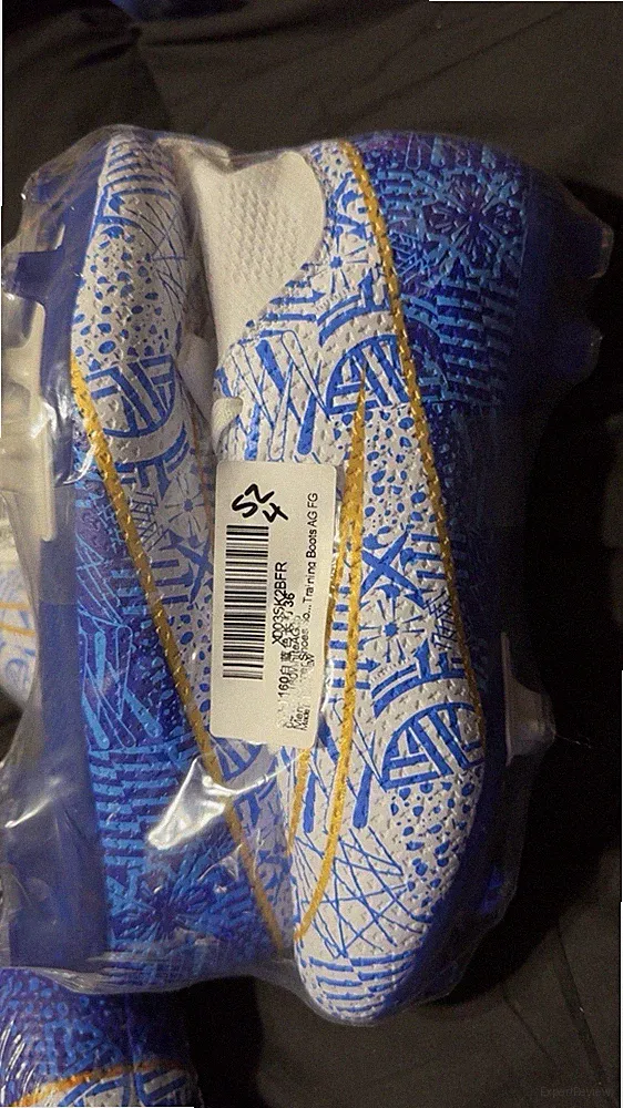 Soccer Cleats Men’s Size 4 Blue/White New