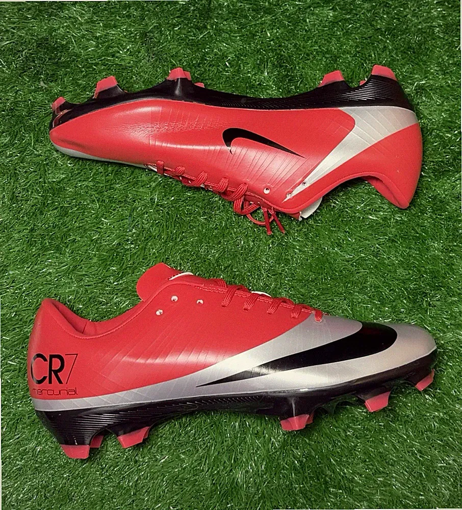 Soccer Cleats - Nike Mercurial Vapor Superfly 1 CR7 - Size 8.5 Men US - FG