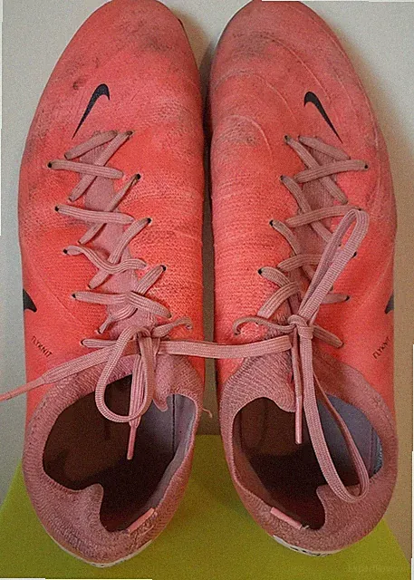 Soccer Cleats - Nike Phantom GX - Pink - Size 10 Men US--Good Cond!