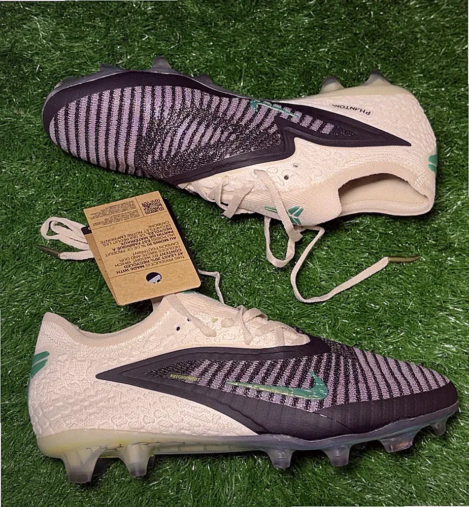8.5 soccer cleats men