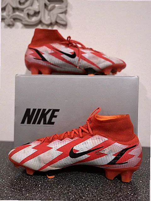 soccer cleats size 12.5