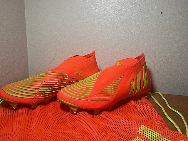 soccer cleats size 7.5