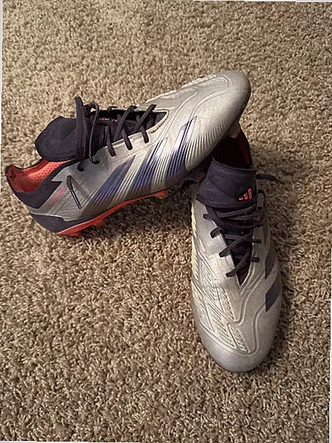 soccer cleats size 9.5 mens adidas