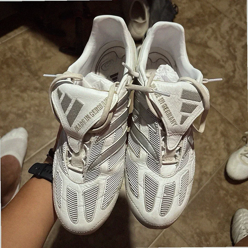 soccer cleats size 9 looking for trade or $ can be very flexible