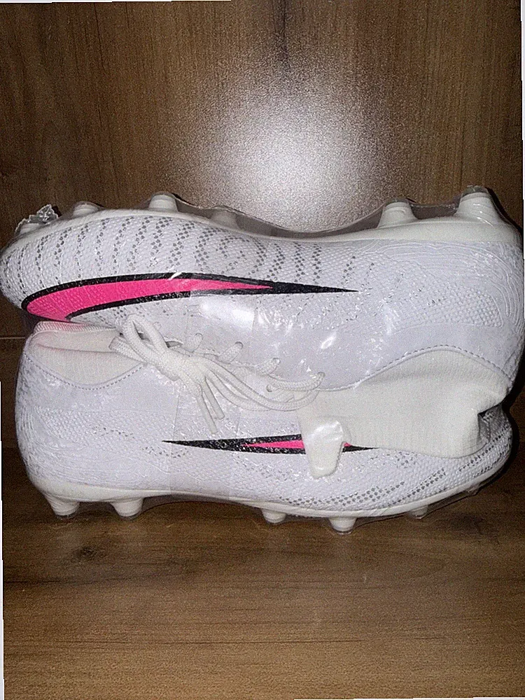 Soccer Cleats Size EU 39 US 6.5 Pink White Football Shoes Lightweight Boots