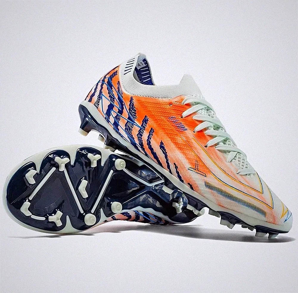Soccer Cleats US 10 Low Top Firm Ground Lace-Up Orange/White