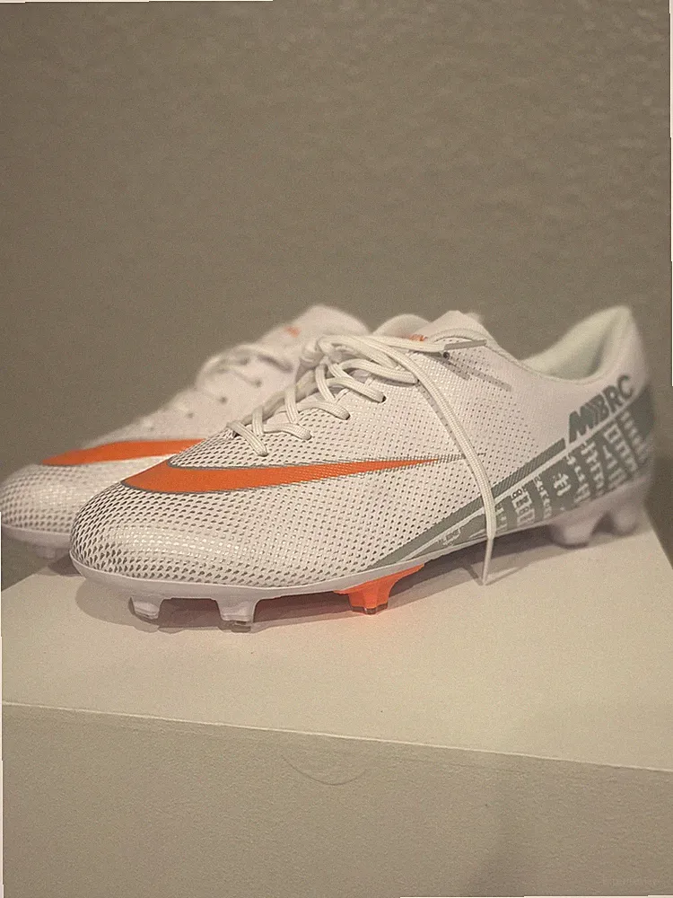 Linen Soccer Cleats