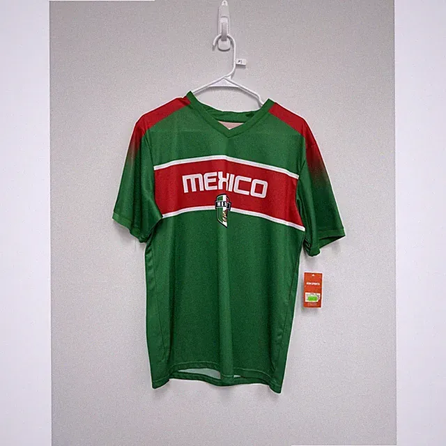 Soccer Jersey NWT Mens M